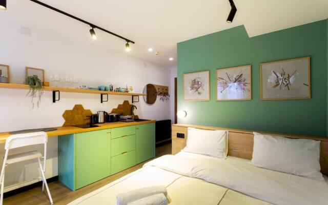 Stylish Studio Apartment with balcony In Marshall Gudauri Project