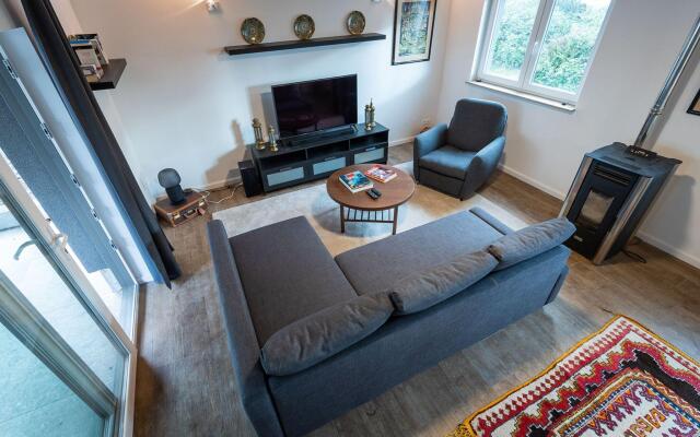 Completely Renovated House near Durbuy