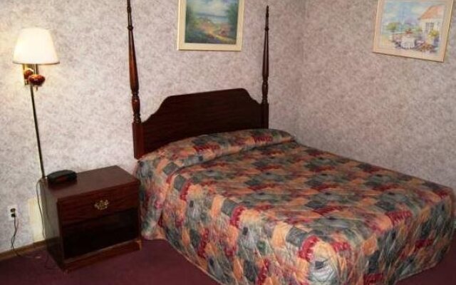 Towne and Country Motel