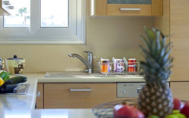 one bedroom apartment in Fig tree bay