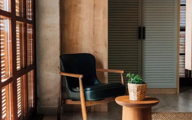 ACC Olives Hotel & Restaurant