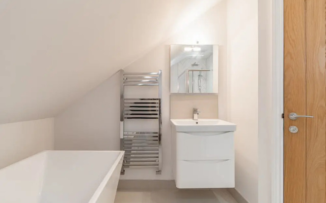 Chelmsford Loft 5 Penthouse