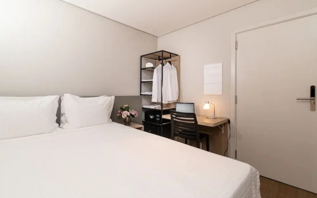 EZ Moema Hotel