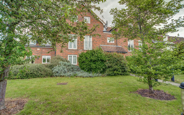 Vanbrugh Serviced Apartment