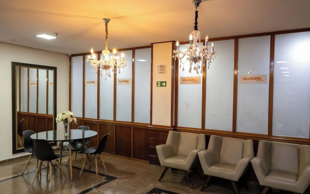 Allegro Hotel