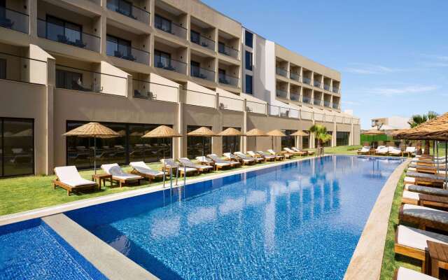 Ramada By Wyndham Cesme