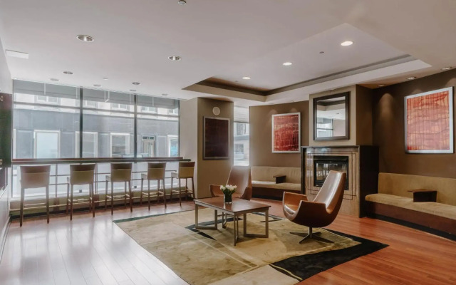 Club Quarters Hotel, Central Loop, Chicago