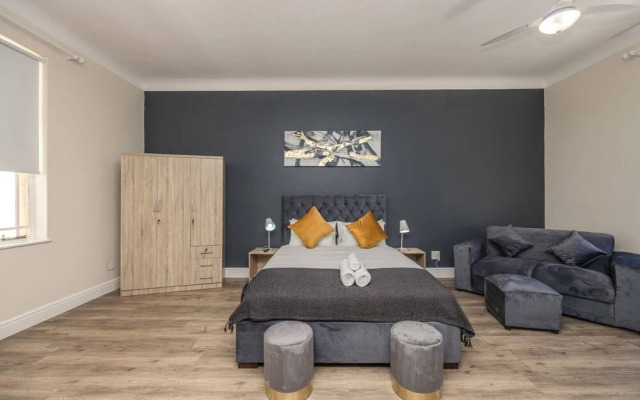 Cape Legacy - Luxurious Must-have Studio