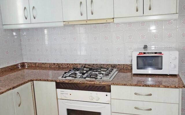 Apartamento Infante A - 13º -  1ª (Sólo Familias)
