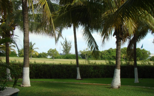 Nirvana Hotel - Cancun Hotel Zone