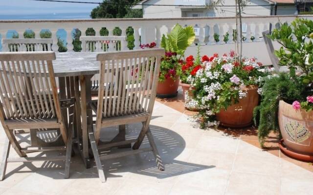 Apartments Arbia Rab