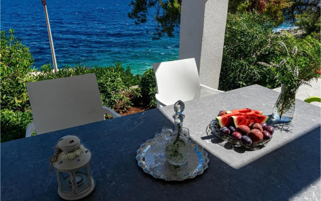 Holiday home Prigradica bb Cr