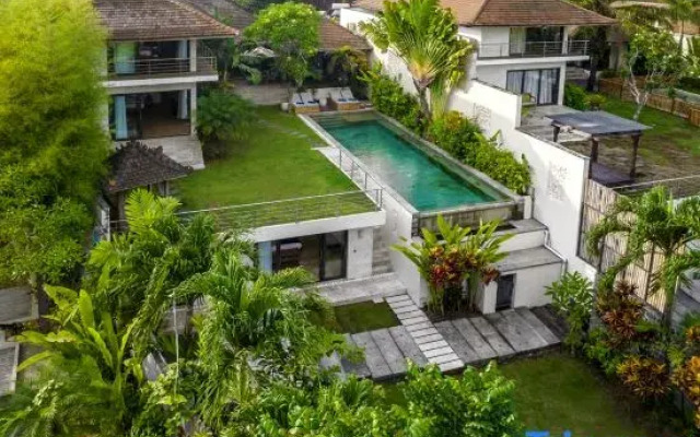 Villa Isolotto by BaliSuperHost