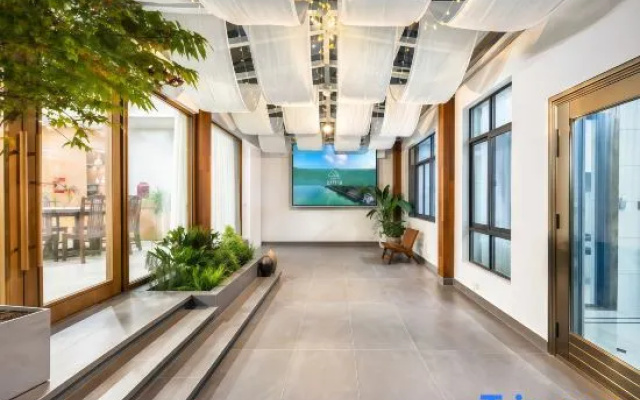 Yixing Mountains & Rivers Homestay