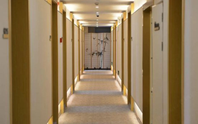 Yougo Hotel (Shanghai Nanxiang Guyi Garden)