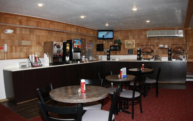 St. Ignace Budget Host Inn