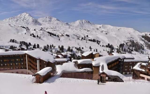 Belle Plagne Studio 4 for People of 24 Mâ² on the Slopes Th220