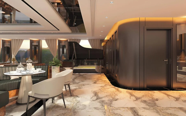 Celina of The Seas Cruise -6 Star Wonder