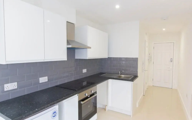 Bridge Road - Room 1