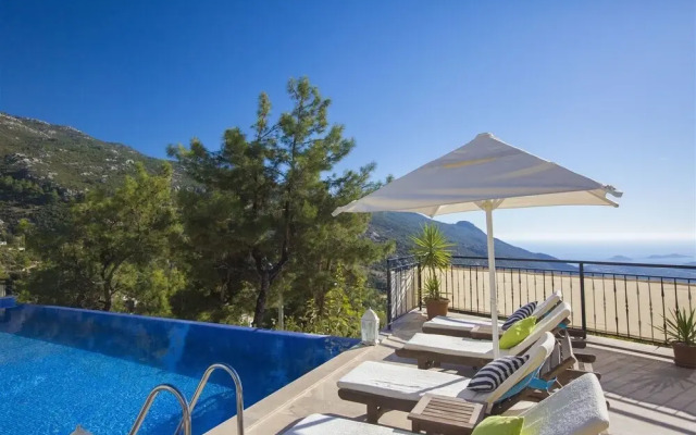 Villa Islamlar House by Akdenizvillam