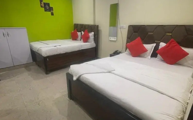 Mayur Guest House by Hiddden Heaven