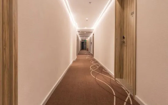 HanTing Hotel (Tianjin Olympic Sports Center Wangdingdi Subway Station)