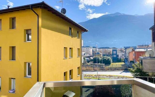 Laila House-Sondrio