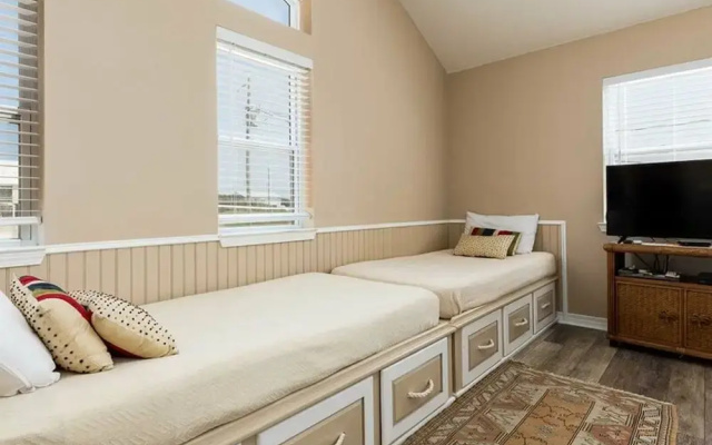 BayWalk by Meyer Vacation Rentals