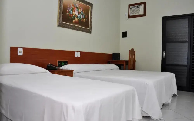 Carolina Plaza Hotel