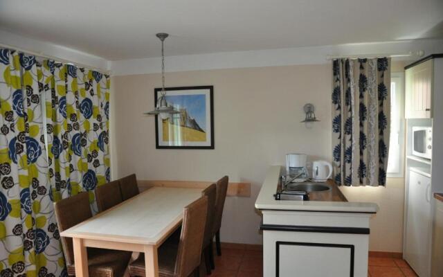 Maison jumelée dans residence avec piscine - 320