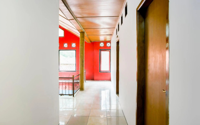 SPOT ON 2584 Hotel Karya Nunggal Asri