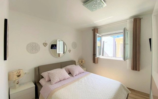 Lux Apartment Školjka