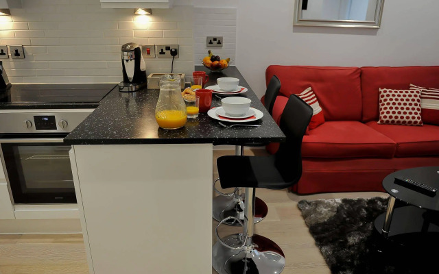 Select Serviced Accommodation - Garrard House