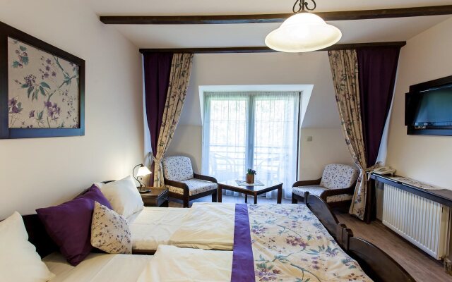 Hotel Bacchus