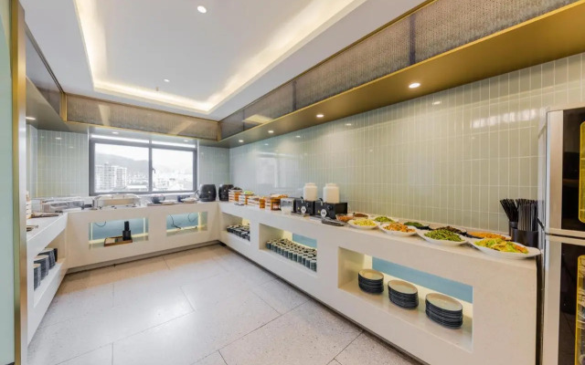 Lishui Jinjiang Business Hotel