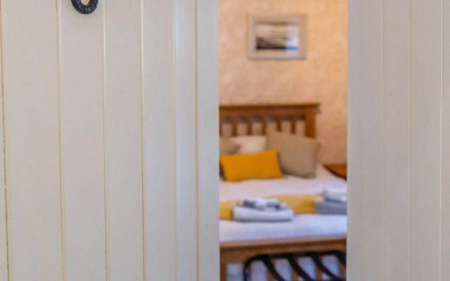 The Mulberrys Bed & Breakfast.