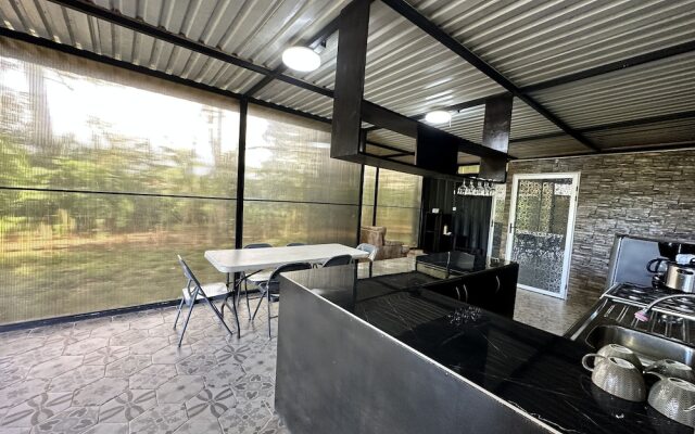 Almendros Eco-Villas