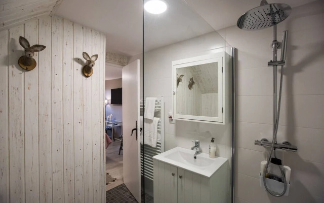 Fir by Keywii. 8 Paxs. Formigal