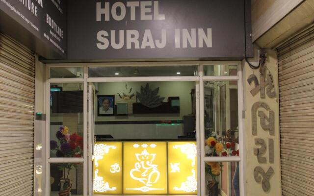 OYO 10697 Hotel Suraj Inn