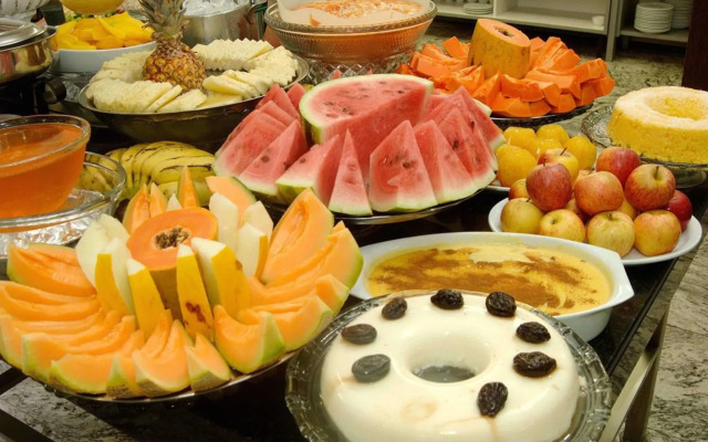 Sambura Praia Hotel