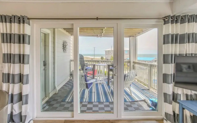 Ocean-view Balcony: Carolina Beach Condo!