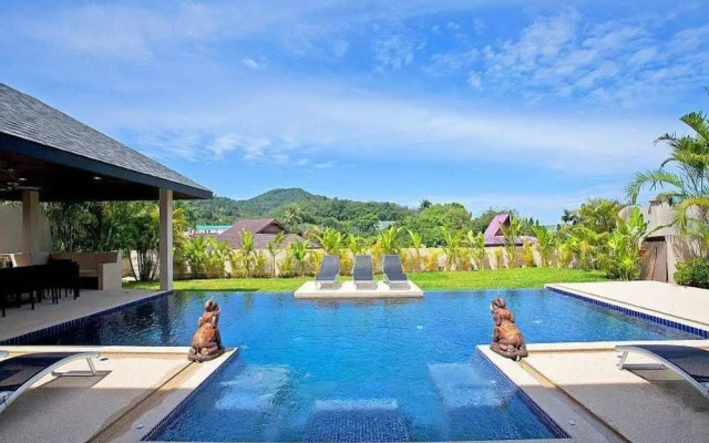 Villa Yok Kiao 6 Bed Staffed Property with Your Own Cook