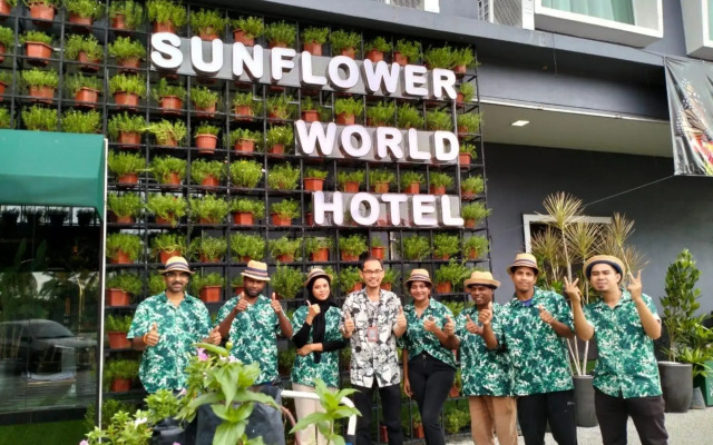 Sunflower World Hotel