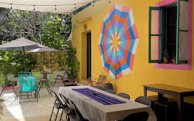 Hostal Rosa Mexicano - Hostel