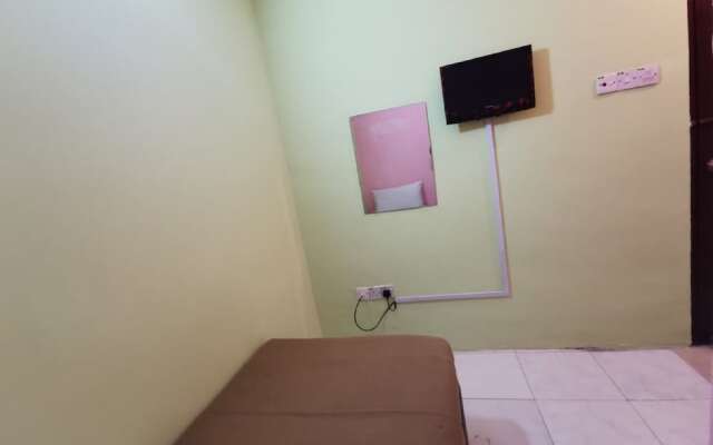 My Seven Days Inn (Seri Alam2)