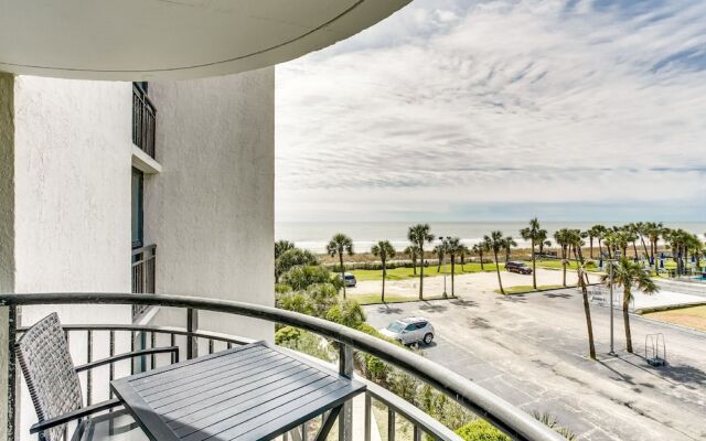 Oceanview condo Steps to the beach
