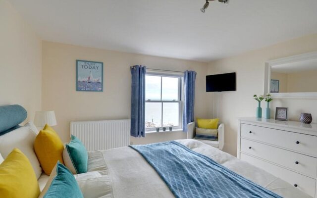 Beautiful apartment in Ilfracombe near sea