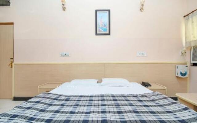 1 BR Guest house in Adarsh Nagar, Jaipur, by GuestHouser (A6CA)