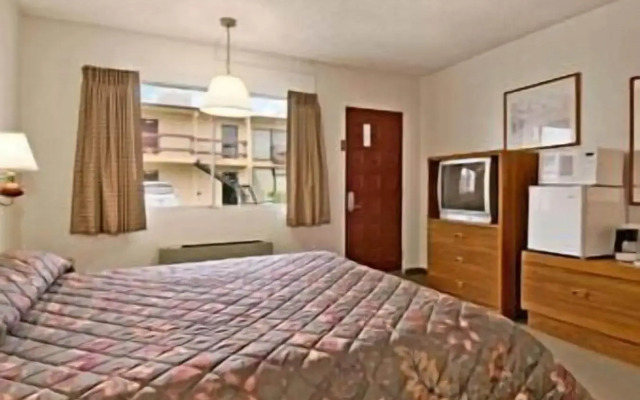 OYO Travelers Inn