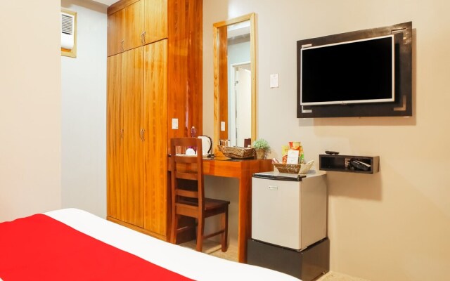 OYO 484 Gonzala Suites